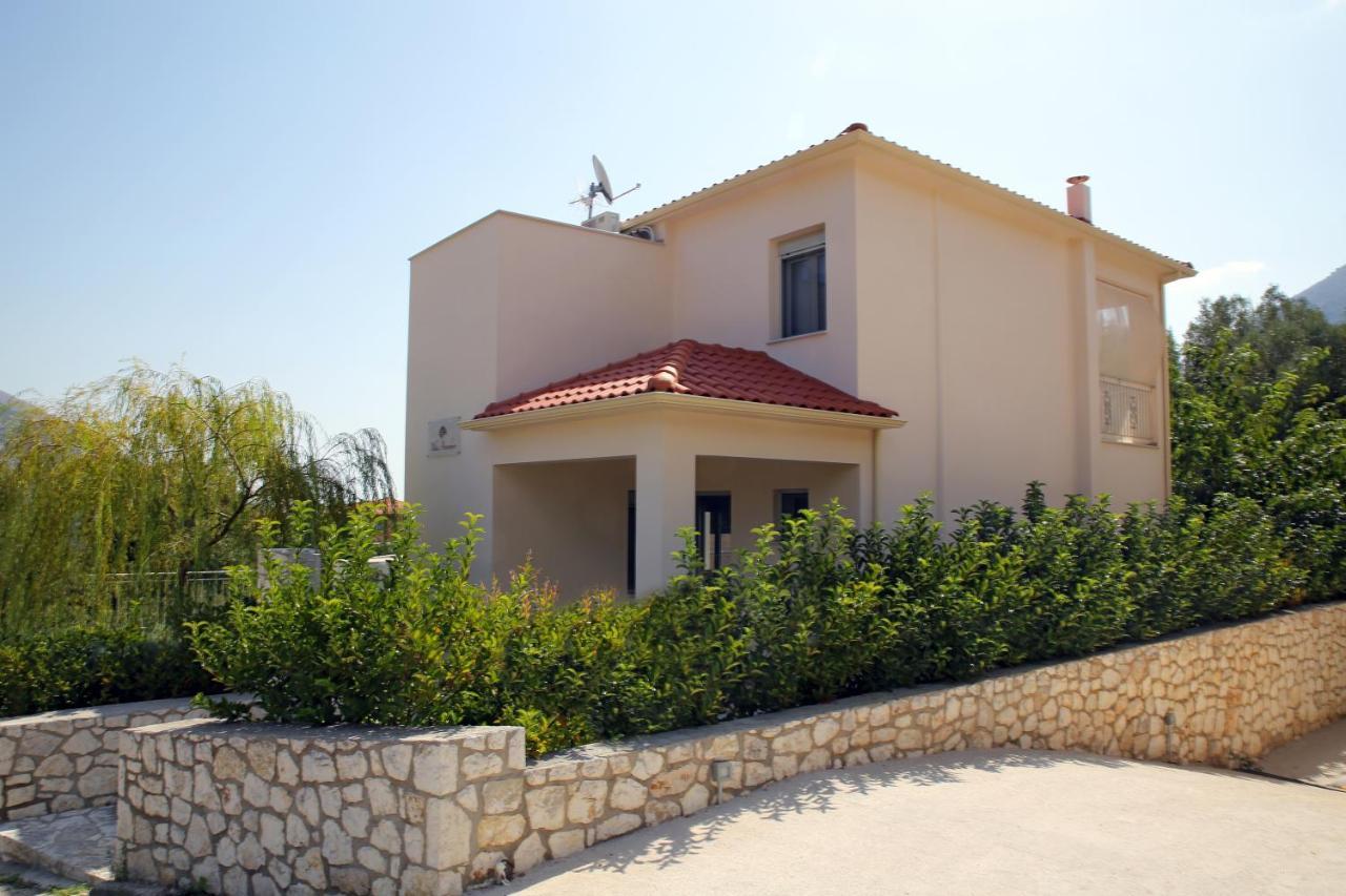 Amarianos Villas Ajía Effimía Kültér fotó