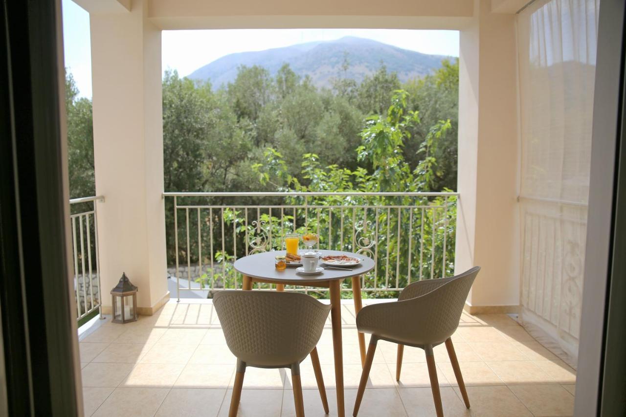 Amarianos Villas Ajía Effimía Kültér fotó