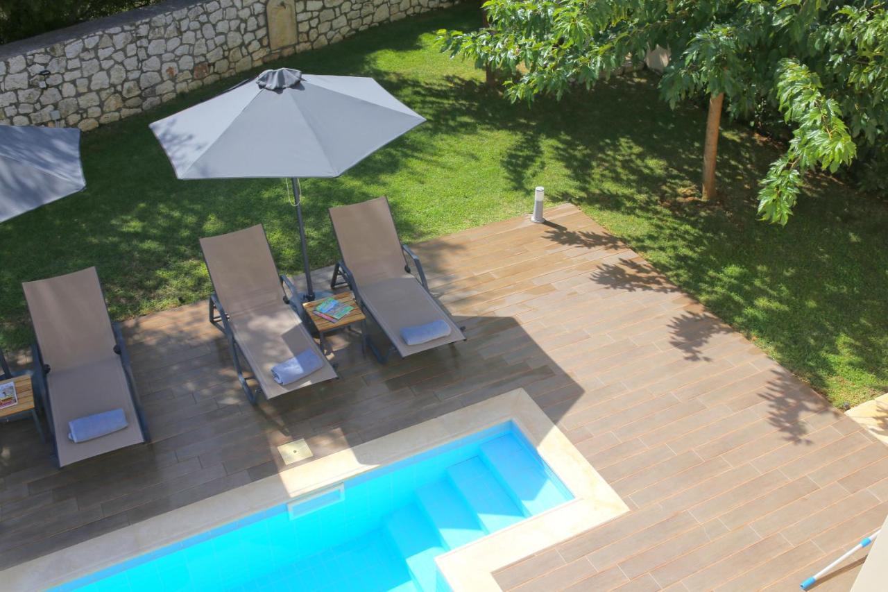 Amarianos Villas Ajía Effimía Kültér fotó