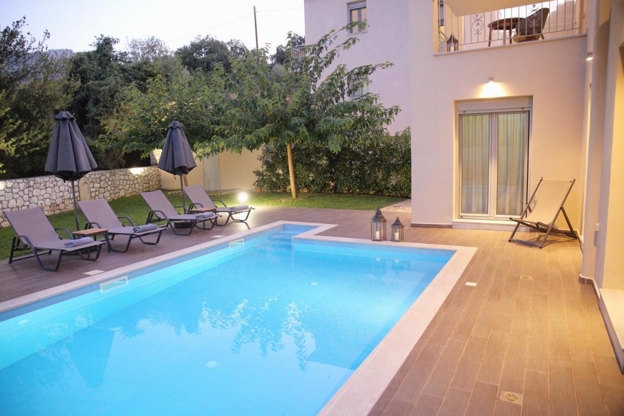 Amarianos Villas Ajía Effimía Kültér fotó
